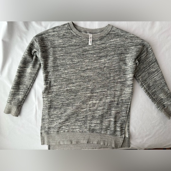 Latched Mama Deluxe Crewneck Nursing Maternity Sweater - XS/S - Picture 3 of 10